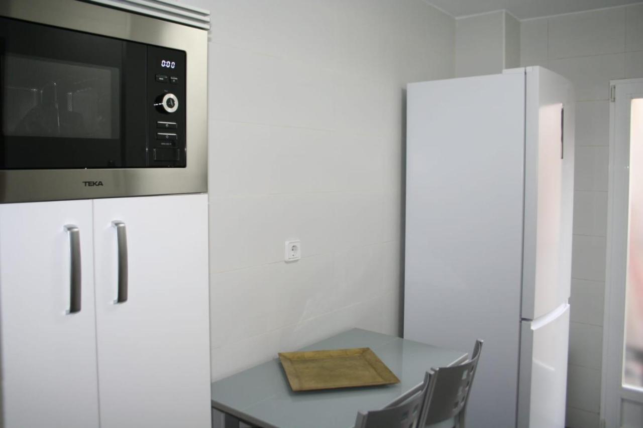 Ferienwohnung Alojamiento Adelfas Madrid Exterior foto