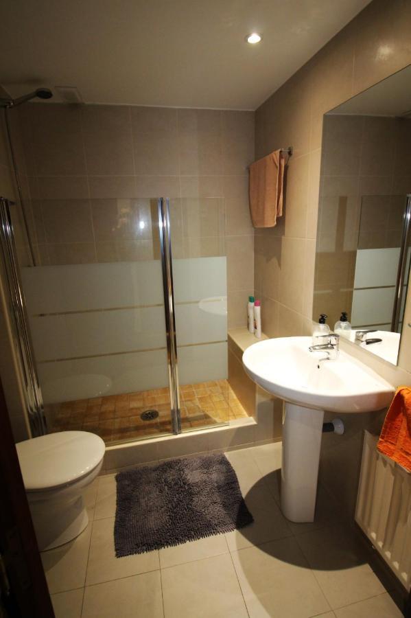 Ferienwohnung Alojamiento Adelfas Madrid Exterior foto